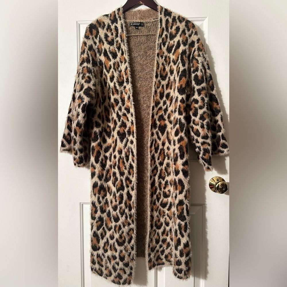 BLANKNYC Leopard Duster XS from REVOLVE Brown Tan Beige Sleeve Cuffs Fuzzy Cardi - Picture 3 of 13